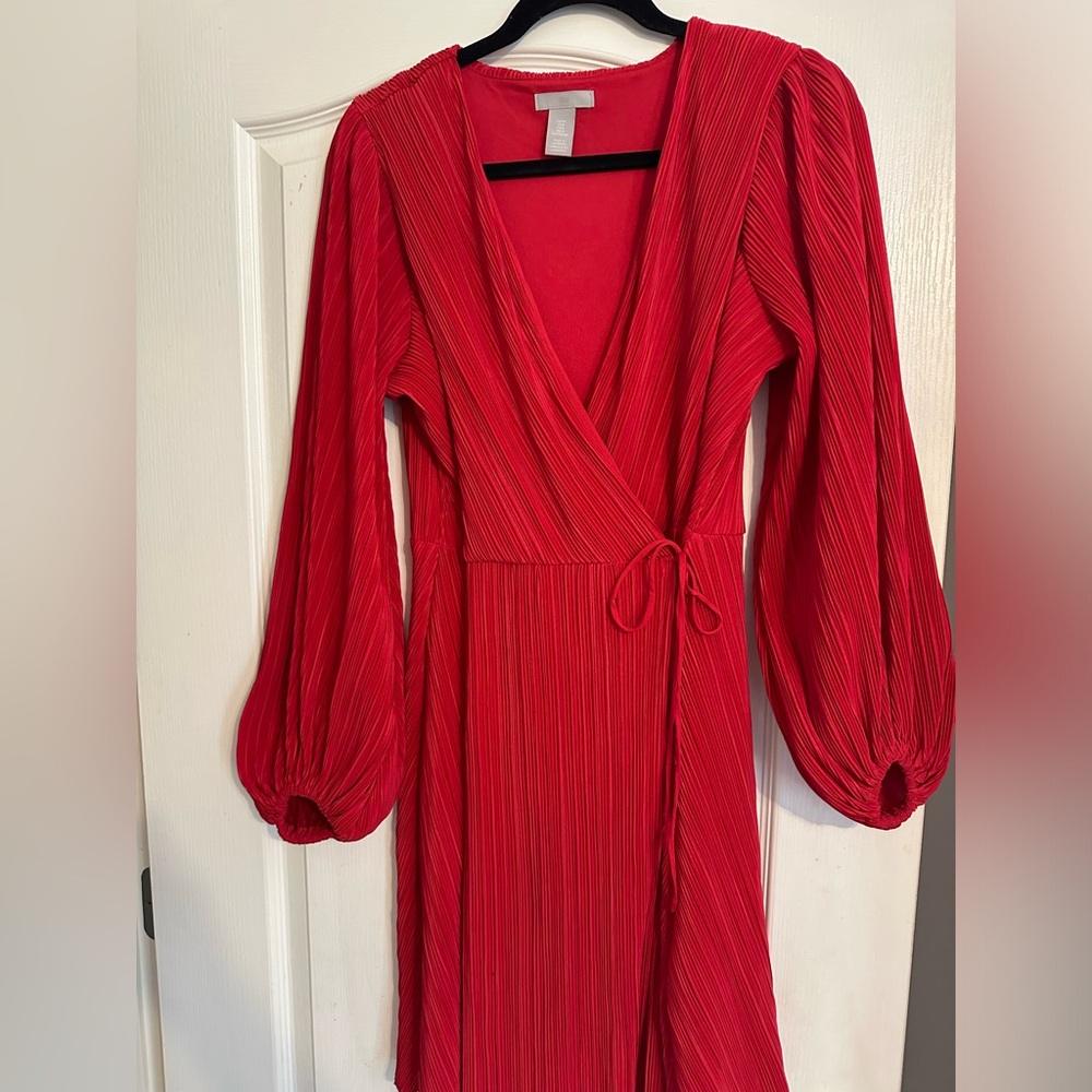 H&M Red Long Flared Sleeve Dress